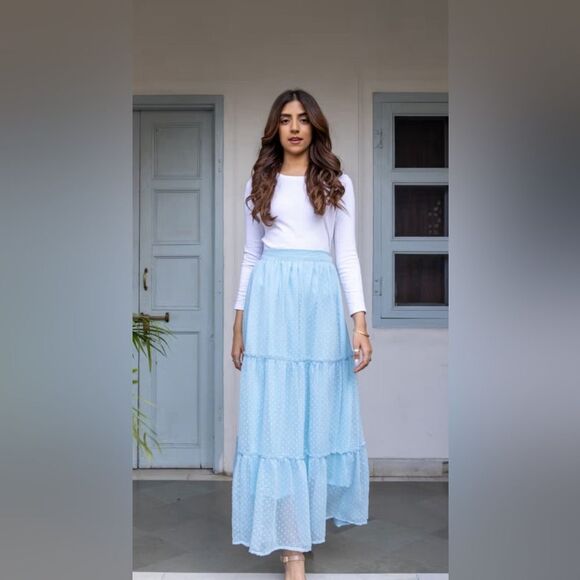 Size XL Swiss Dot Pattern Peasant skirt with four tiers.  NWOT pastel blue - Picture 4 of 11